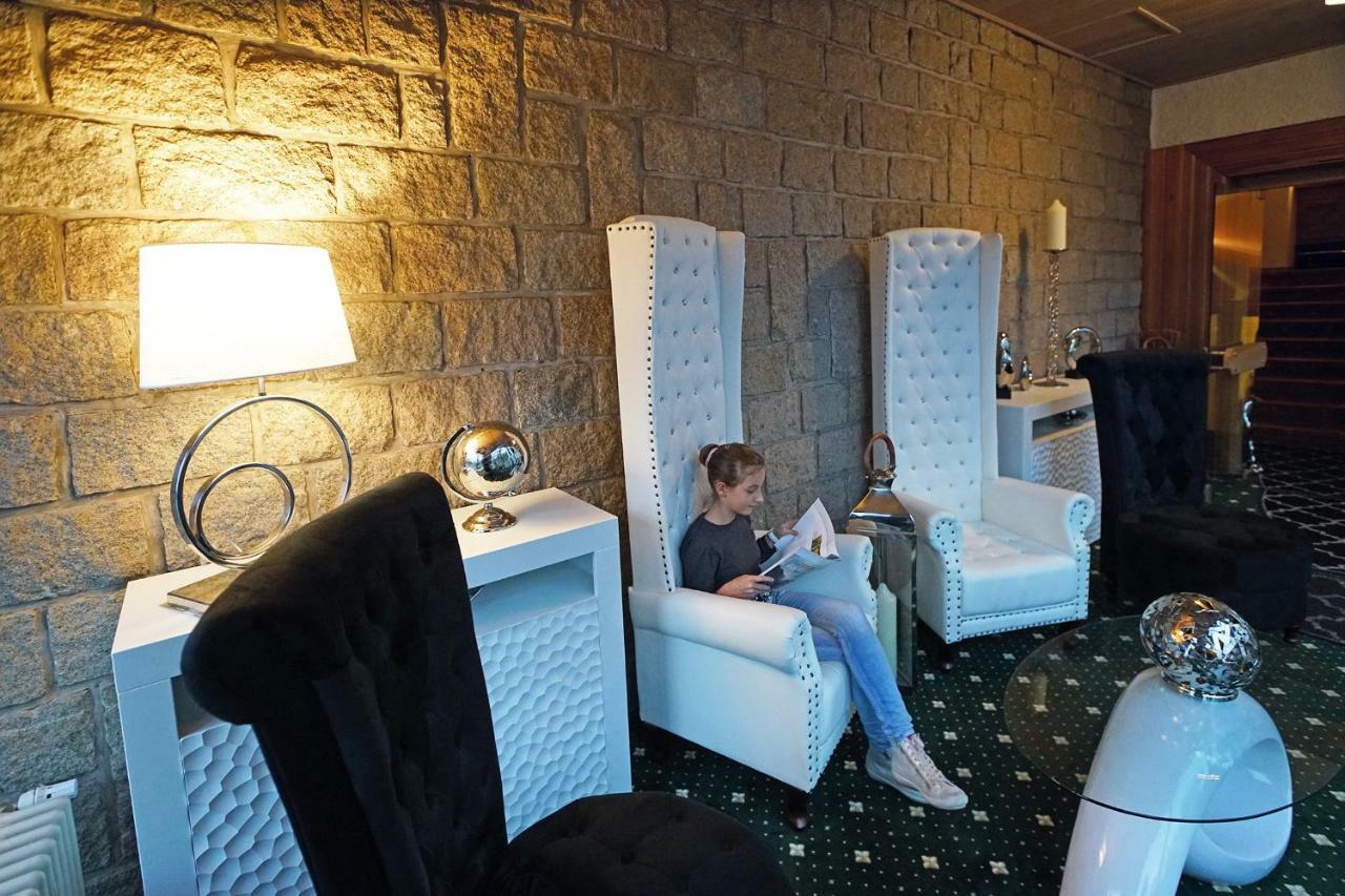 Hotel Und Restaurant Buehlhaus Eibenstock Eksteriør billede