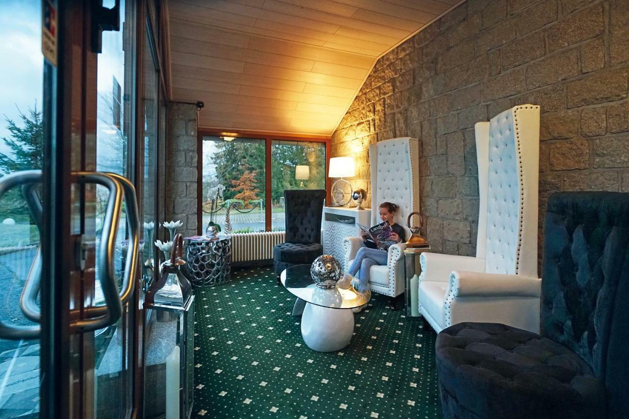 Hotel Und Restaurant Buehlhaus Eibenstock Eksteriør billede